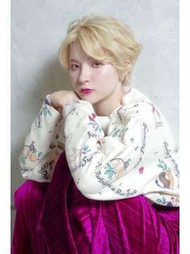 ブロンドショート